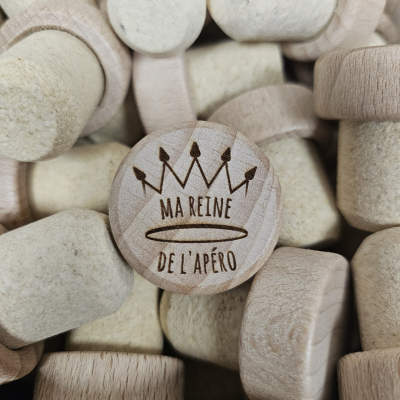 Bouchon personnalisé "Ma Reine de l'apéro" Bouchon personnalisé "Ma Reine de l'apéro"