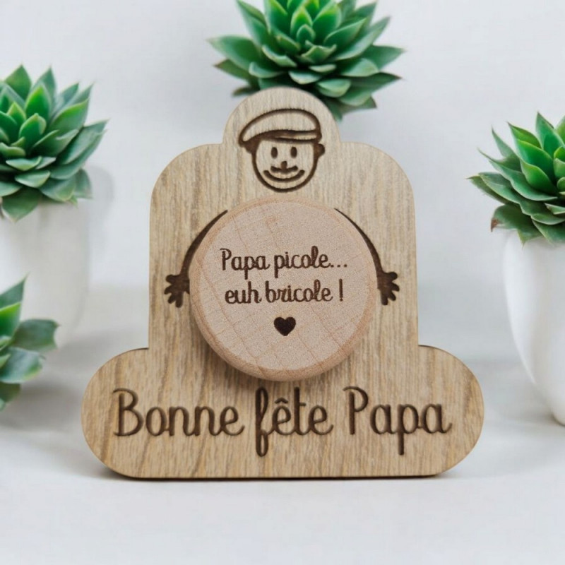 Support à bouchon "Bonne fête papa" Support à bouchon "Bonne fête papa"