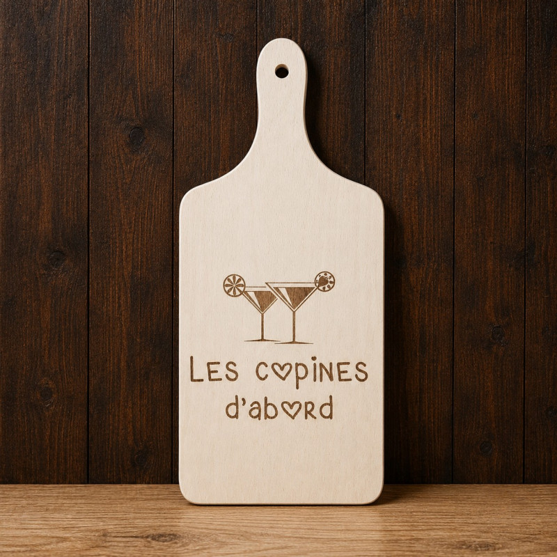 Planche à découper « Les copines d'abord »